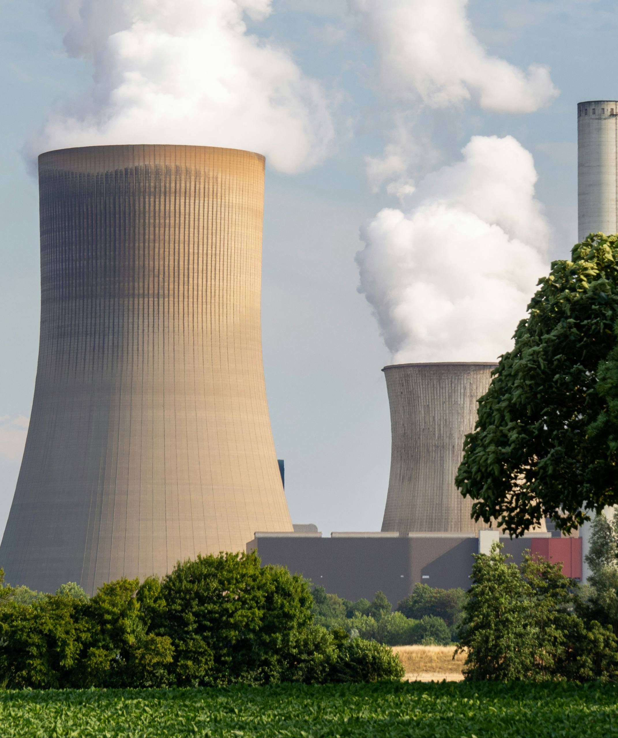 Renacimiento nuclear global en 2026:Nuevos reactores, inversión estratégica y expansión tecnológica impulsan la transición energética